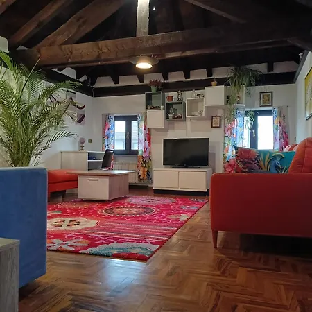 Hala' House Apartmán